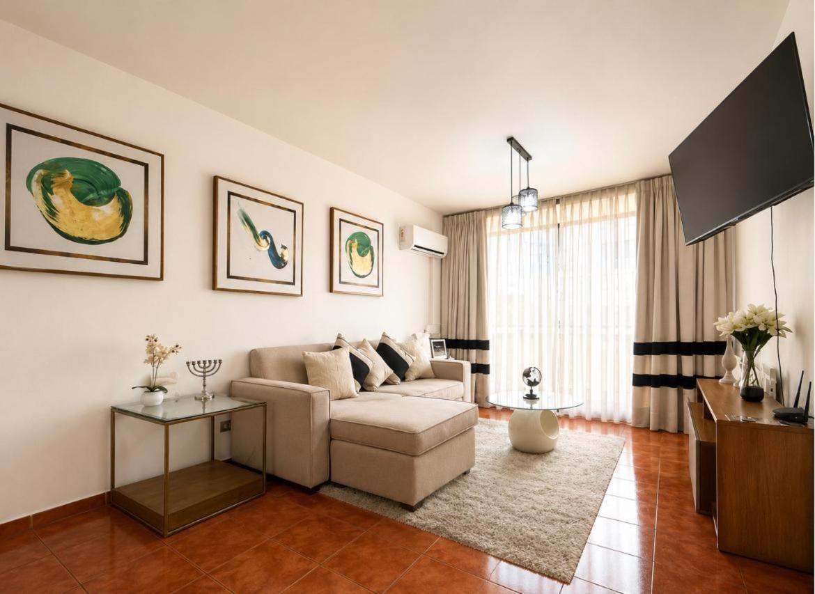 Apartaments Mukarram - B&B Santiago del Cile