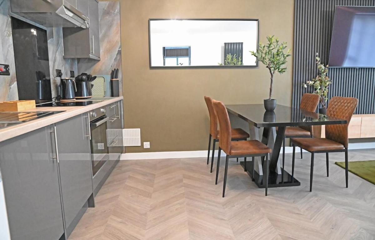 3-Bed in Desirable Mapperley Park Near City Centre - Ferienwohnung Nottingham