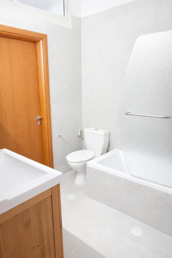 Spacious Family Retreat by the Sea - Solena Suites - Chambres d'hôtes Ashdod