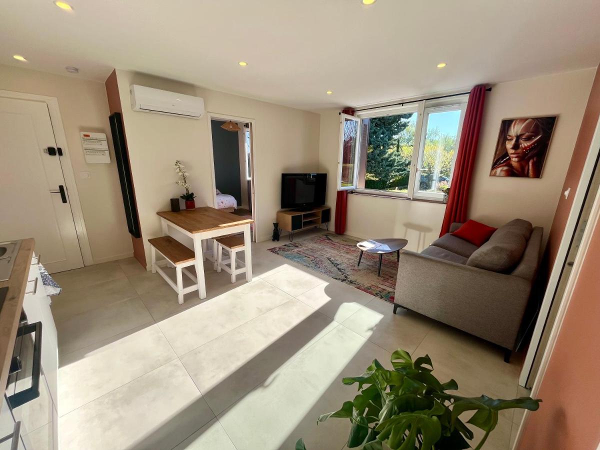 Appartement proche Eurexpo Aéroport Genas Centre - B&B Genas