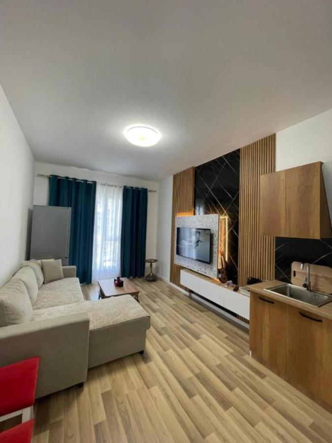 Enea Apartments 9 - B&B Tirana