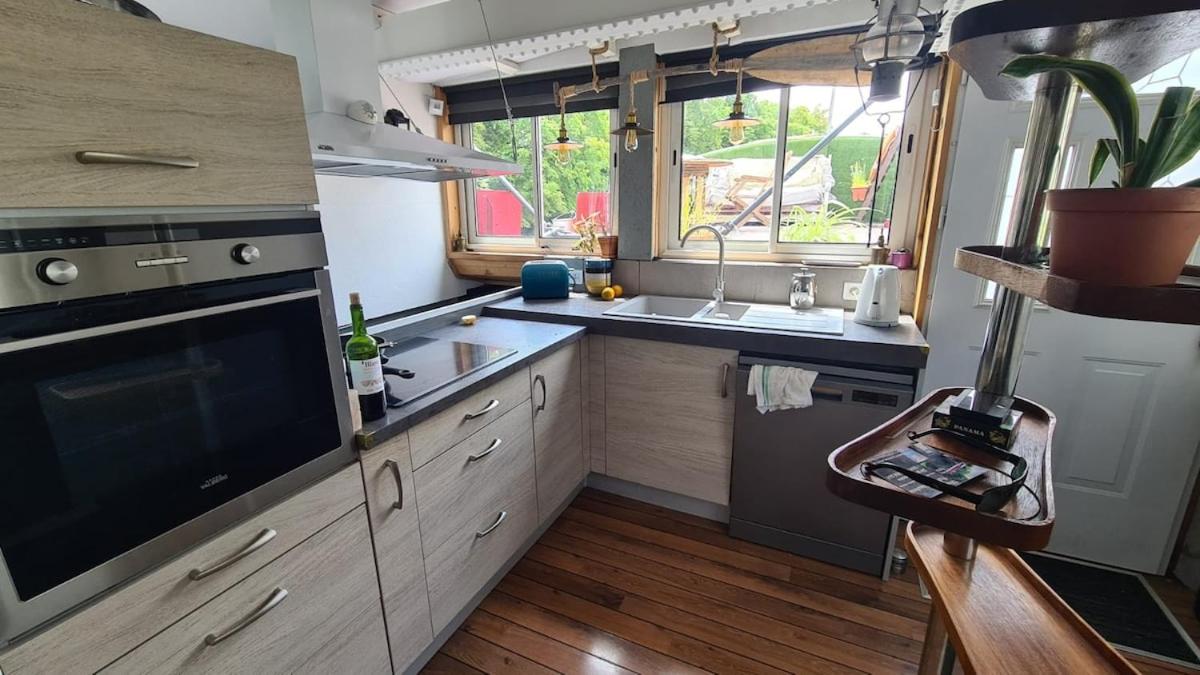 Romantic stay on a houseboat - Chambres d'hôtes Châlons-en-Champagne