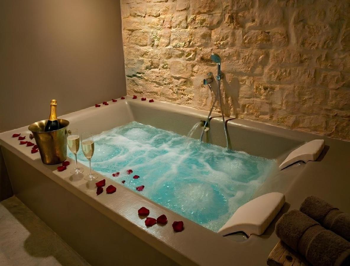 Suite Dimora Antico Campanile - Bed and Breakfast Locorotondo
