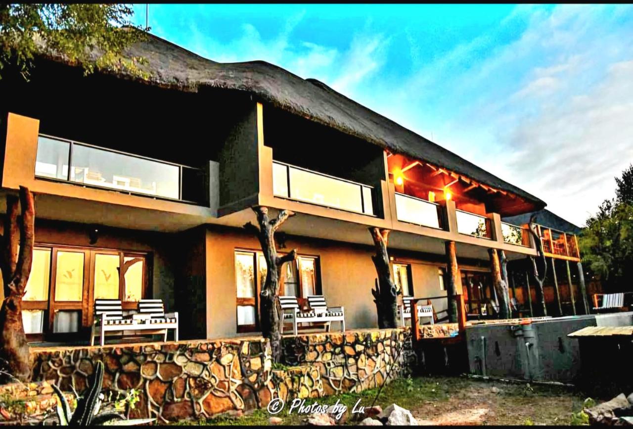 Luxury GuesthouseCo RiverLodge - B&B Marloth Park