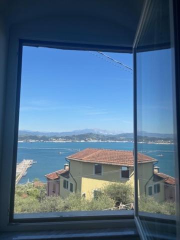 Una finestra sul mare - B&B La Spezia