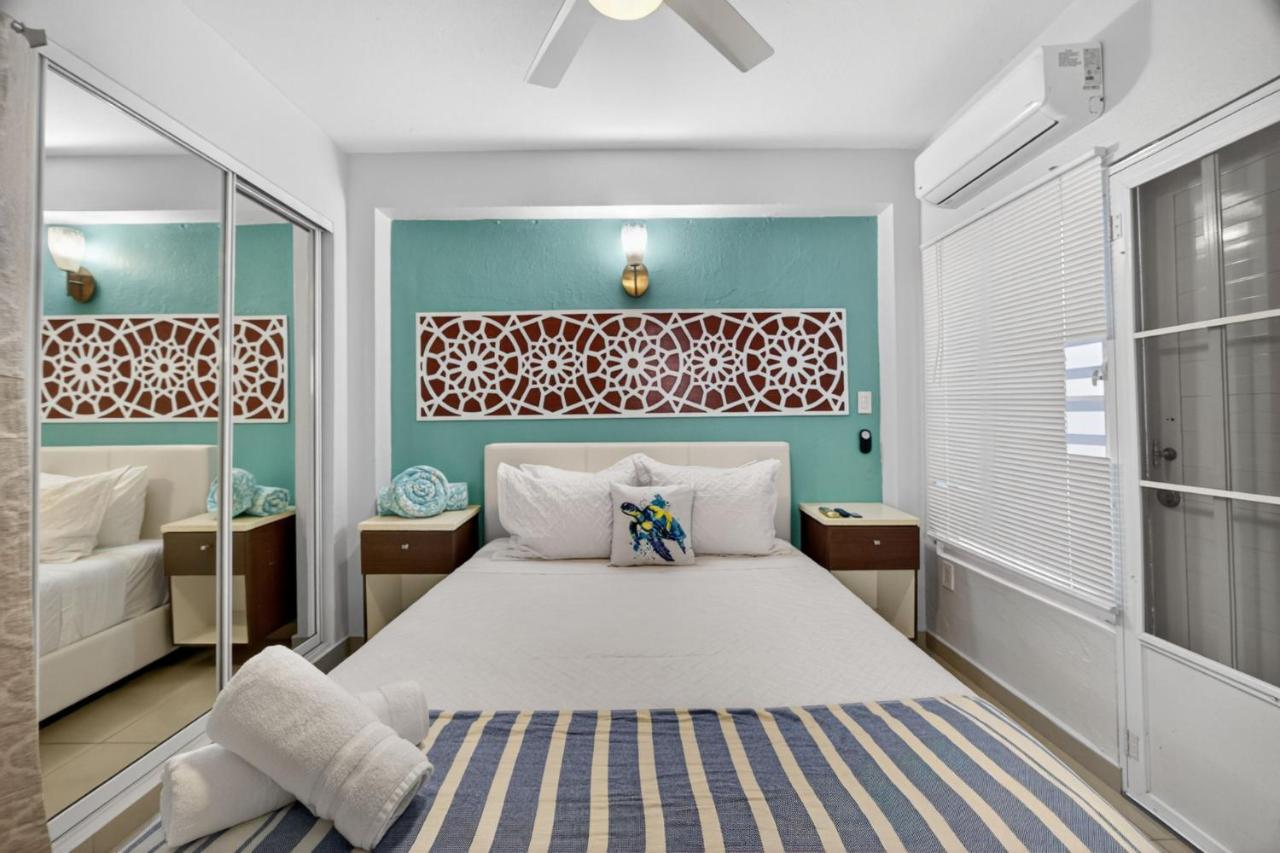 Condado Lagoon Renovated Suites - B&B San Juan