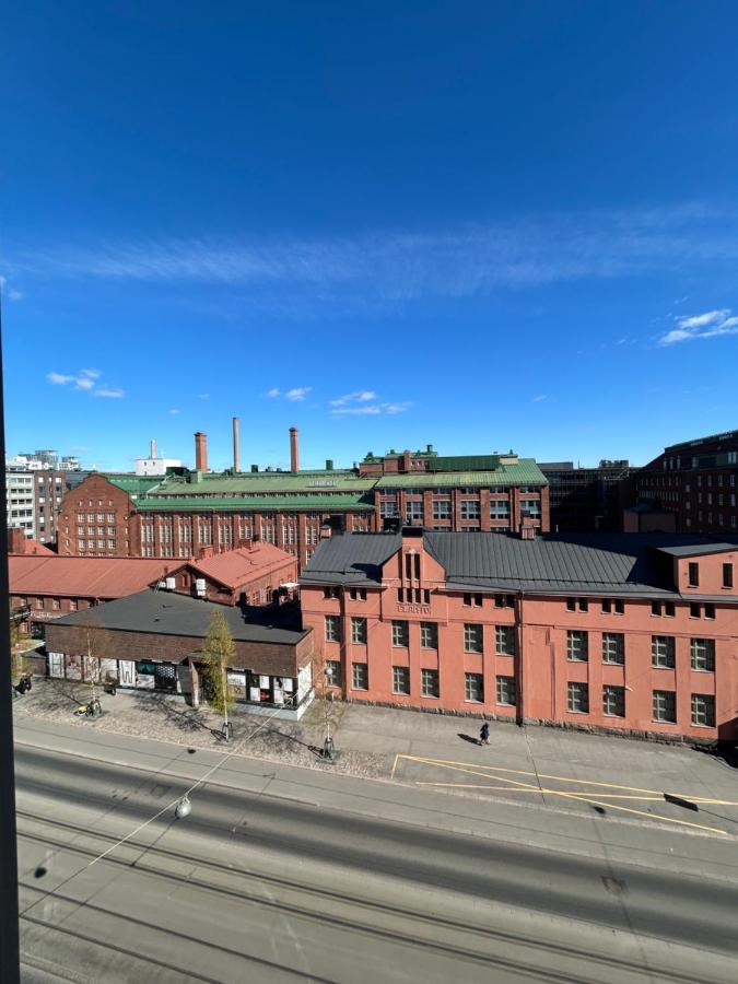 Bright studio in a central location - B&B Helsinki