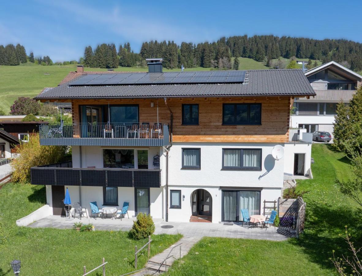 Ferienwohnung Alexander Kleinheinz - Chambres d'hôtes Rettenberg