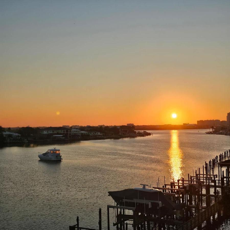 Clearwater Calm Condo - Bed and Breakfast Clearwater Beach