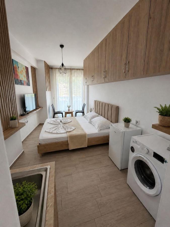 Studio perball leon - B&B Shengjin
