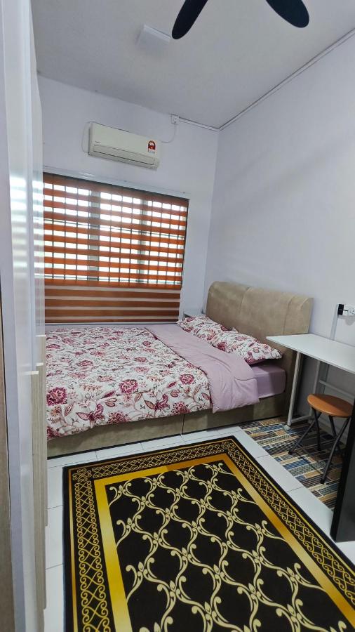 Ground Floor King's height Apt Meru Ipoh - B&B Ipoh