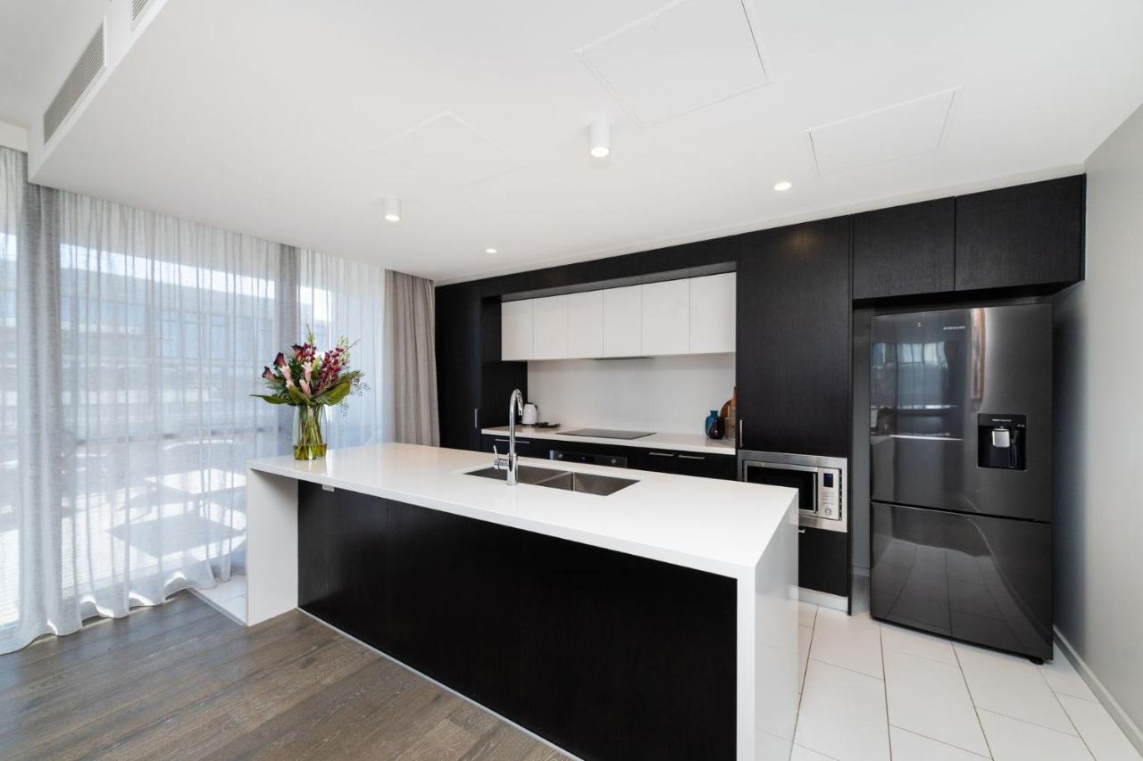 The Pier 25 Penthouse on the Foreshore - Chambres d'hôtes Kingston