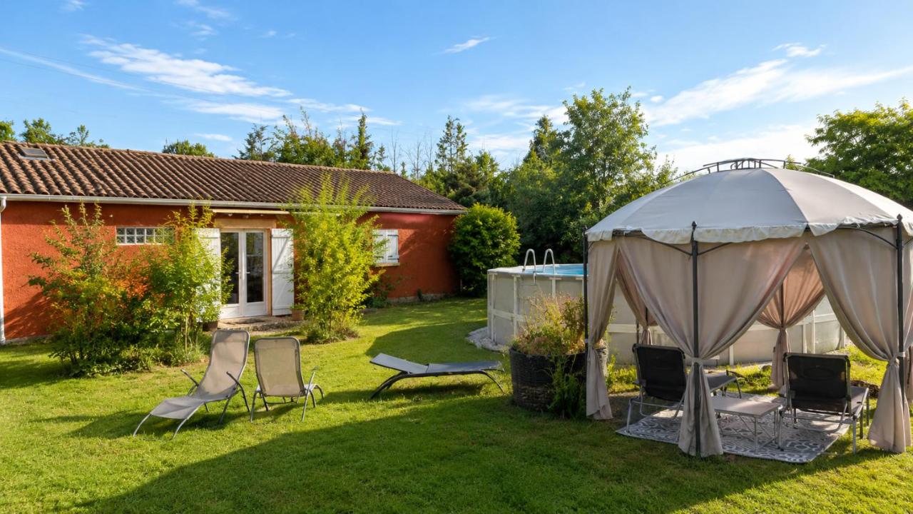 Maison Datcha avec jardin et piscine privée - Chambres d'hôtes Lavaur