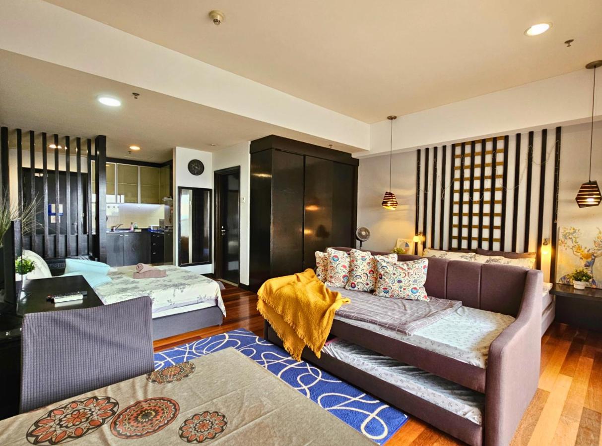 Studio with Balcony