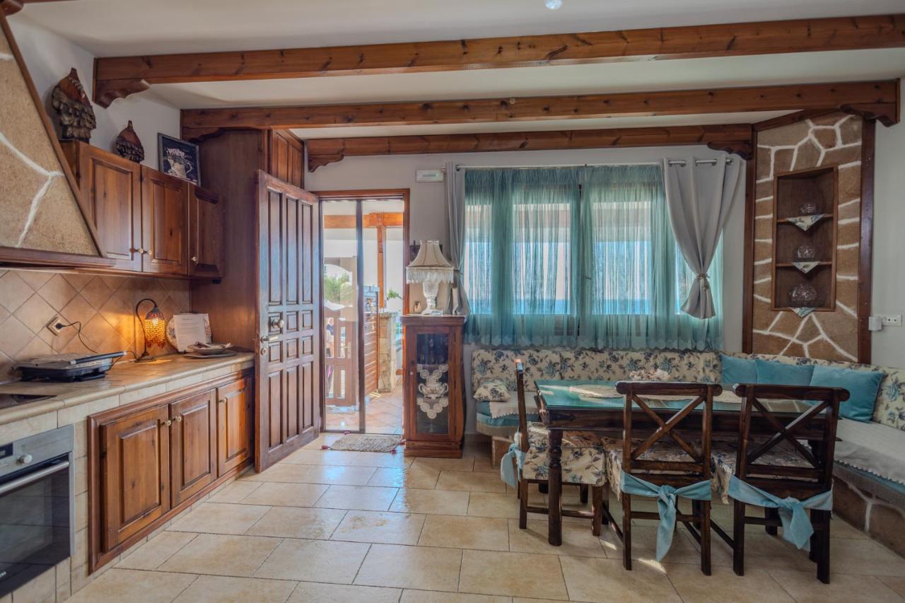 Villa Limnioni - B&B Archángelos