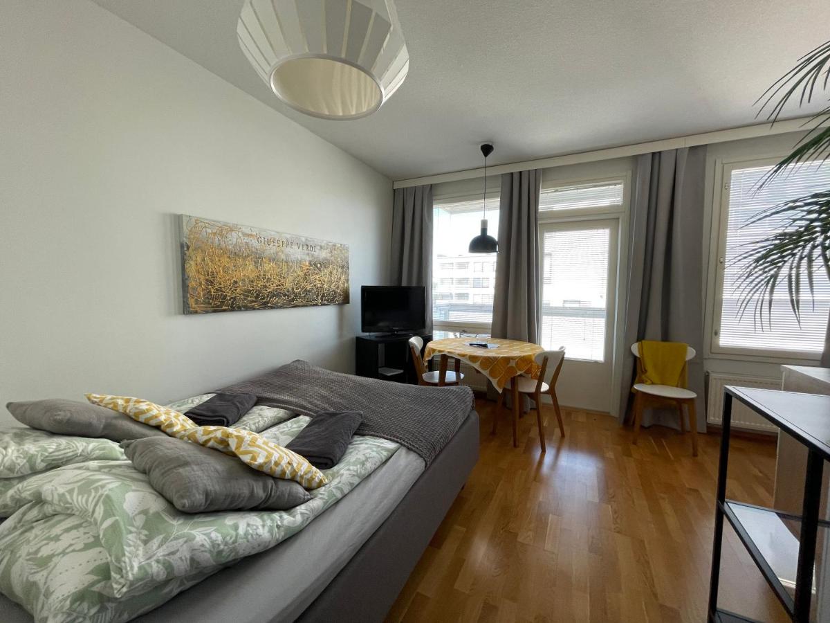 Viihtyisä yksiö Alppilassa - Chambres d'hôtes Oulu