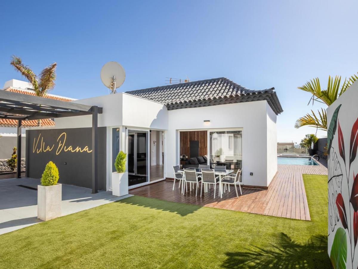 Villa Diana- Jacuzzi, Heated Pool & BBQ - B&B Adeje