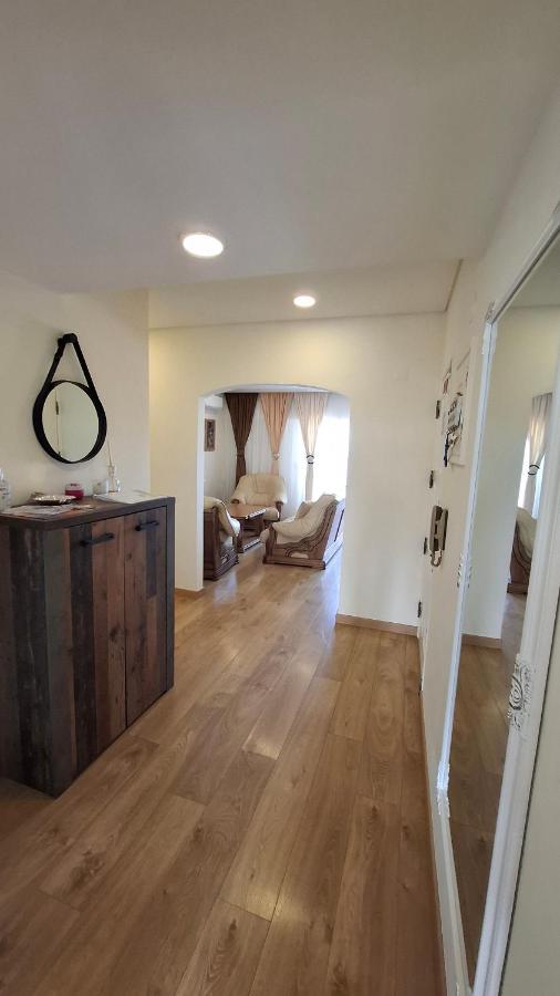 Thouse Fontainhas - B&B Cascais