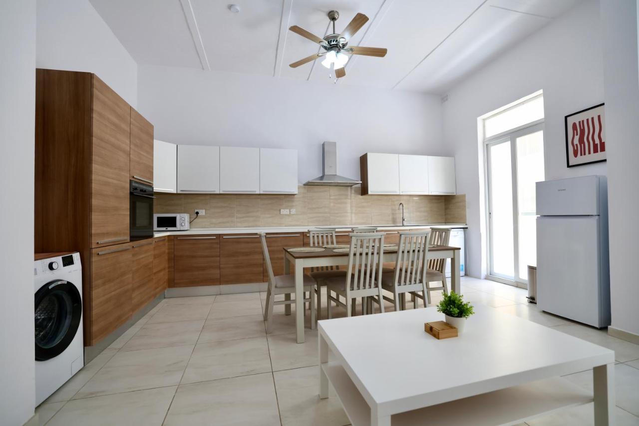 Ocean Bliss Sliema - Bed and Breakfast Sliema