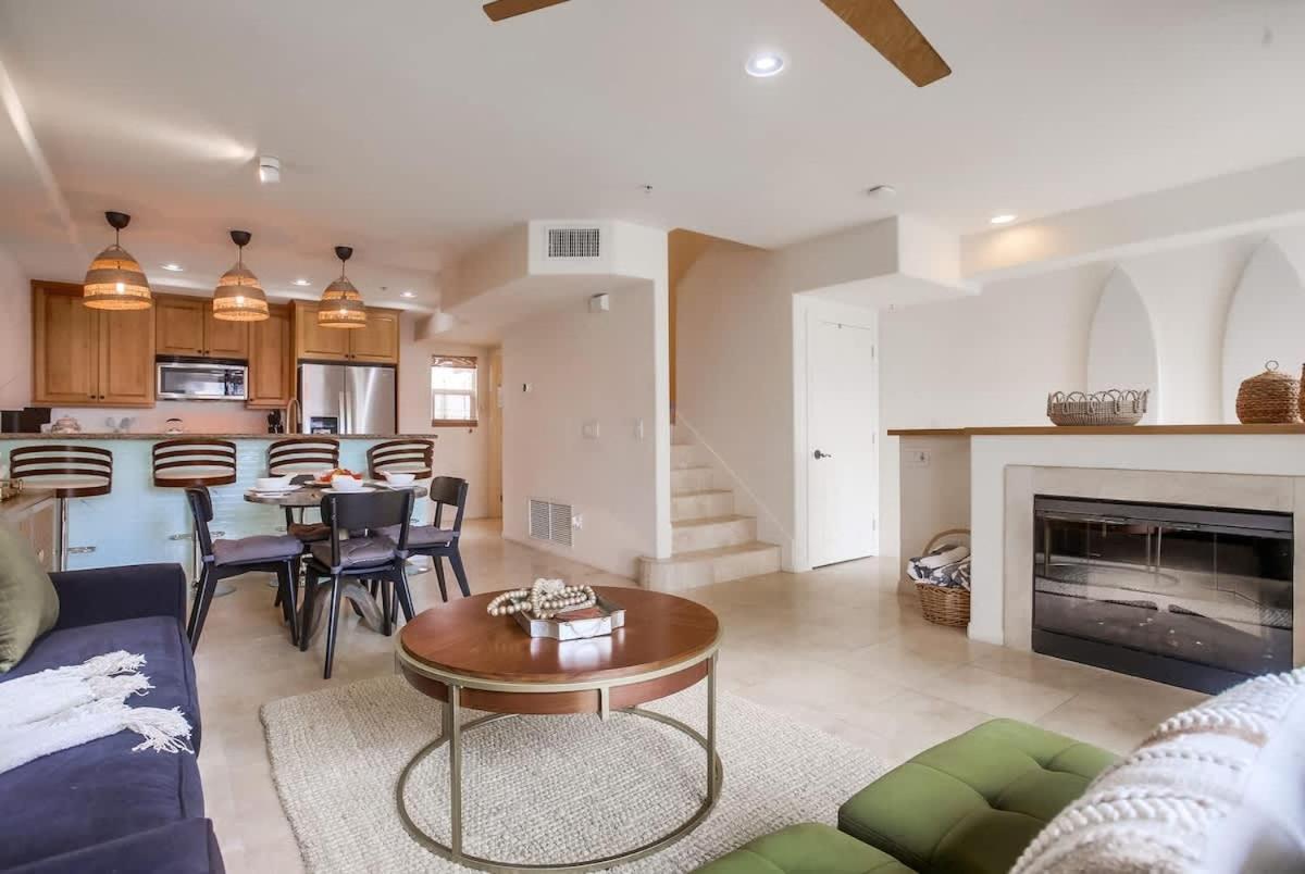 Just Sandy - B&B San Diego