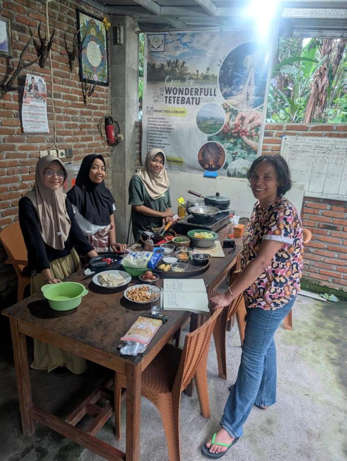 Coffee Homestay Tetebatu - B&B Tetebatu