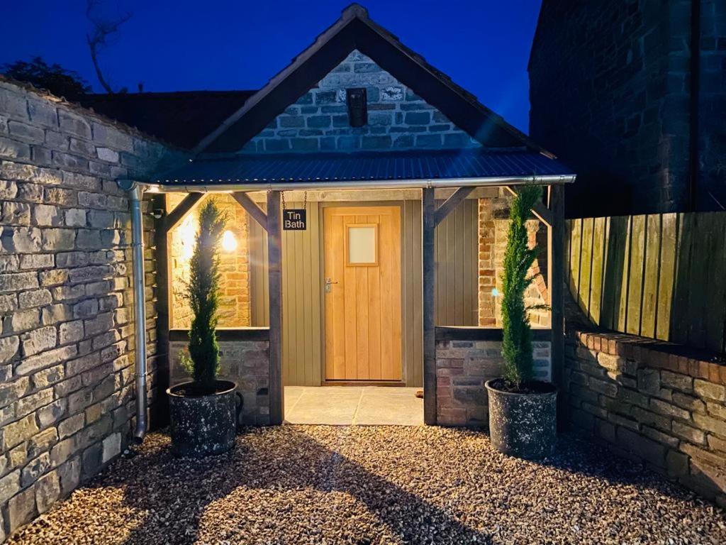 Tin Bath As Glorious as its Namesake - Bed and Breakfast Aller