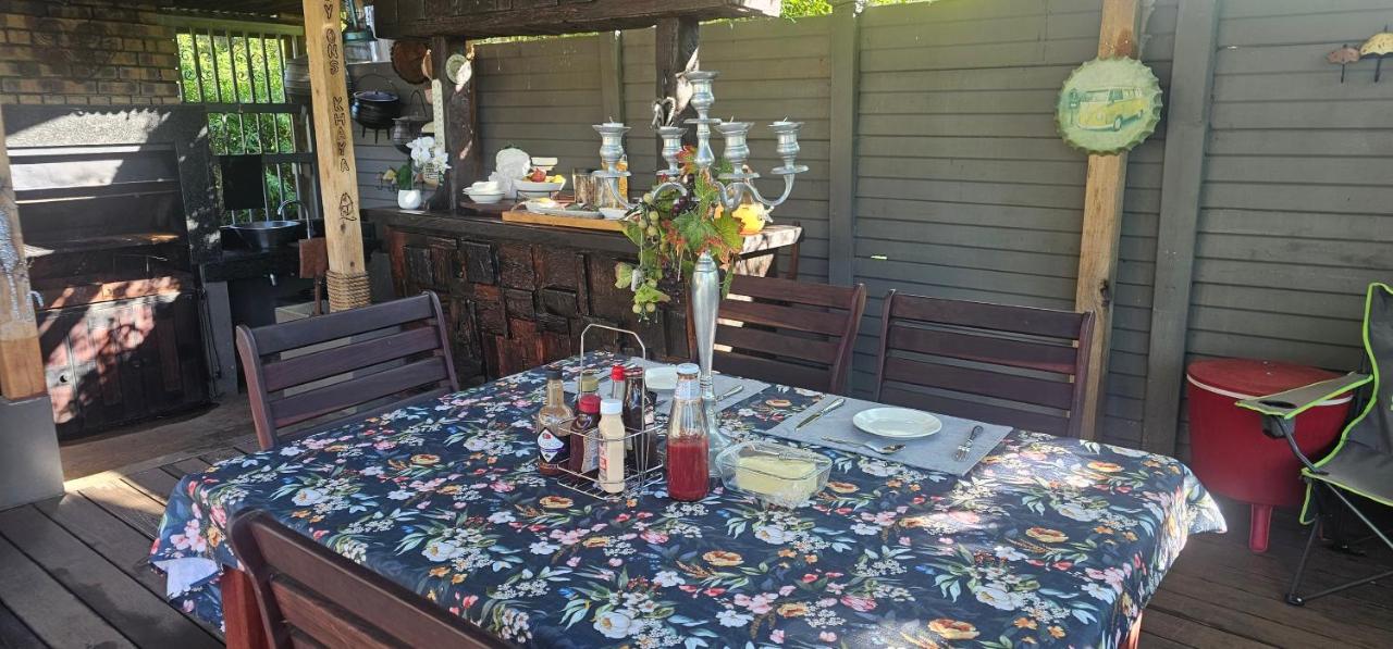 Rose Vintage Cottage - B&B Pretoria