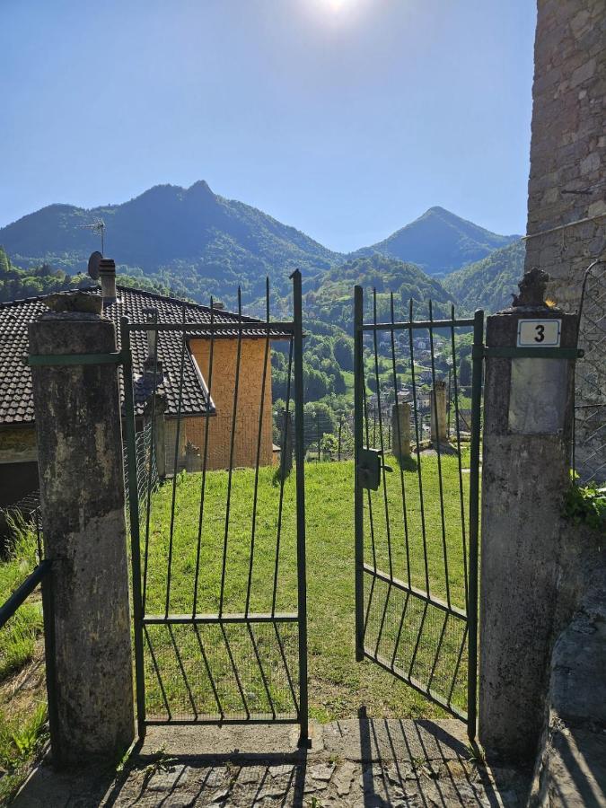 Casa Nonna Maria - Panoramic mountain view Borgo Storico Costa Picamei - B&B Averara