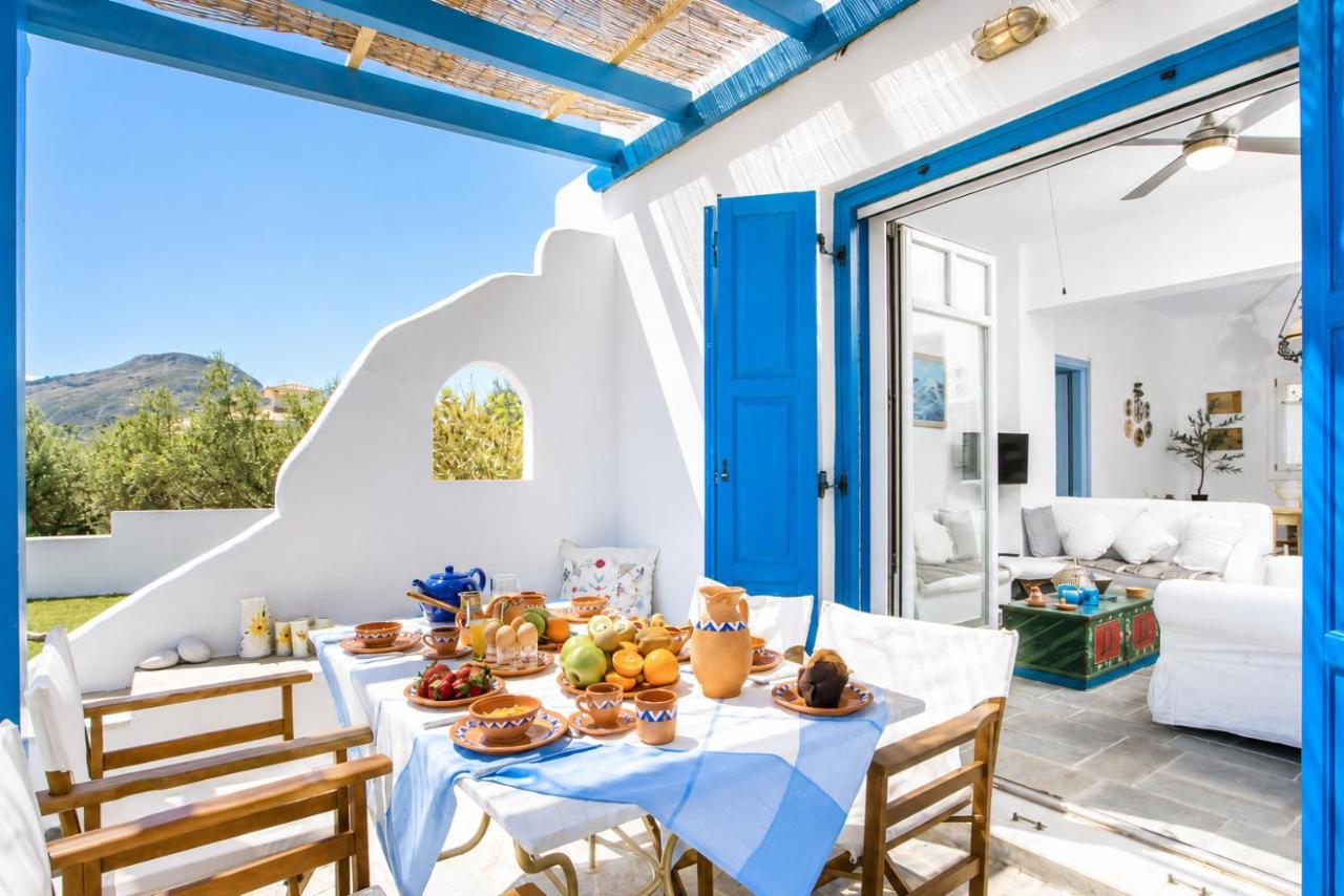 Traditional Rhodes Villa with Private Garden Villa Julia - B&B Kolymbia