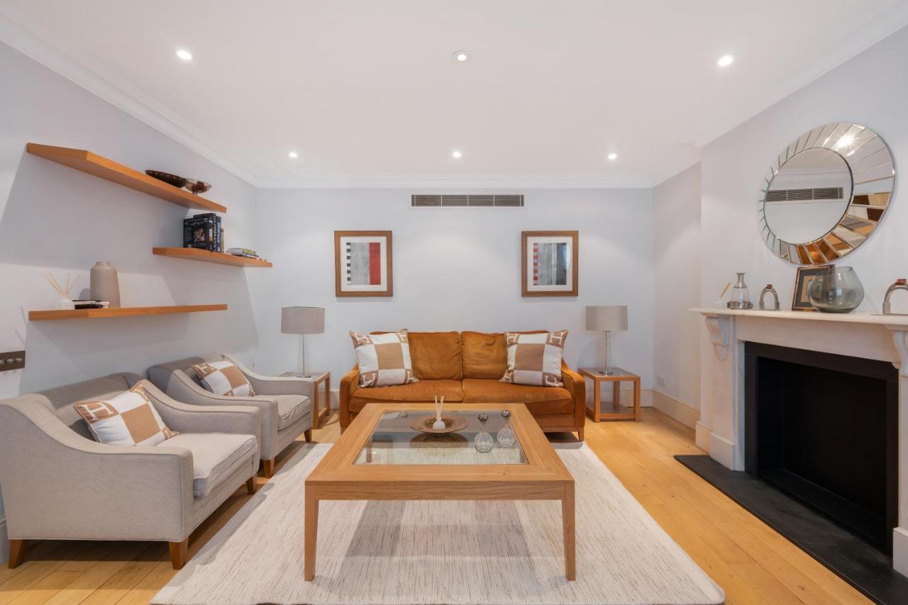 The South Kensington Terrace 3BR with AC - B&B Londra