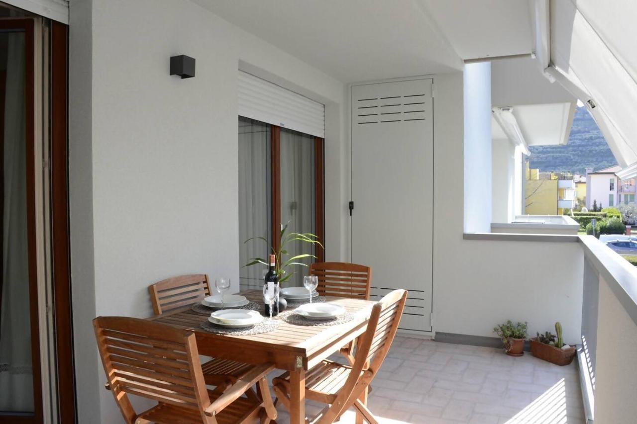 Appartamento Pelèr13 con balcone e parcheggio - B&B Riva del Garda