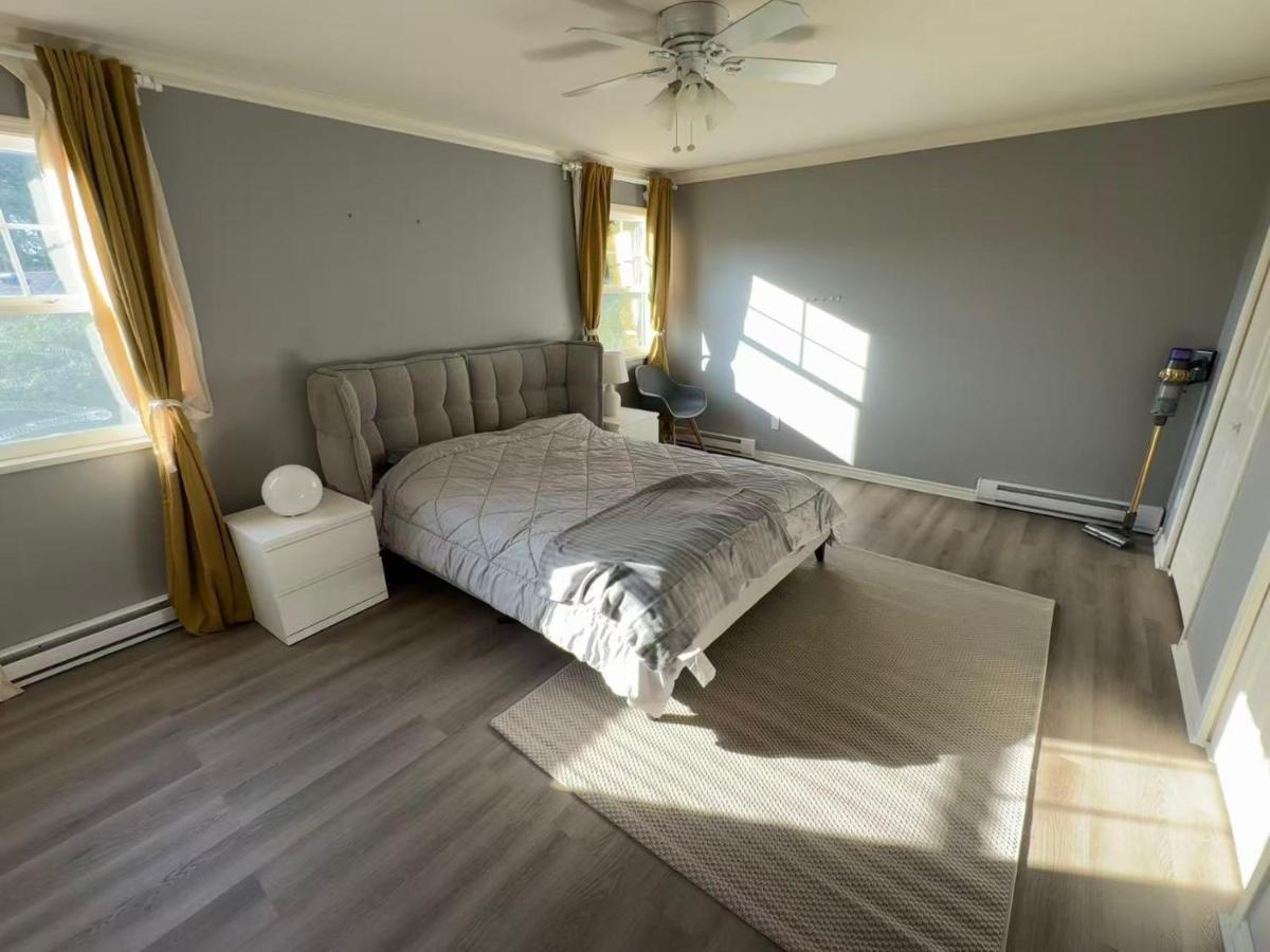 Bright and Cozy Modern Suite in Steventon Richmond - Ferienwohnung Richmond