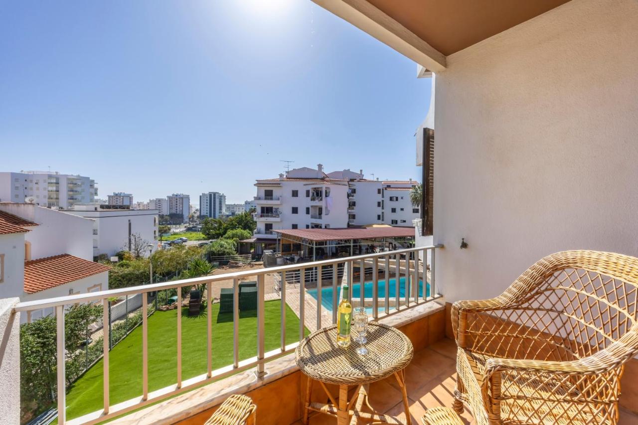 Sunny Quarteira Escape - Algarve - Ferienwohnung Quarteira