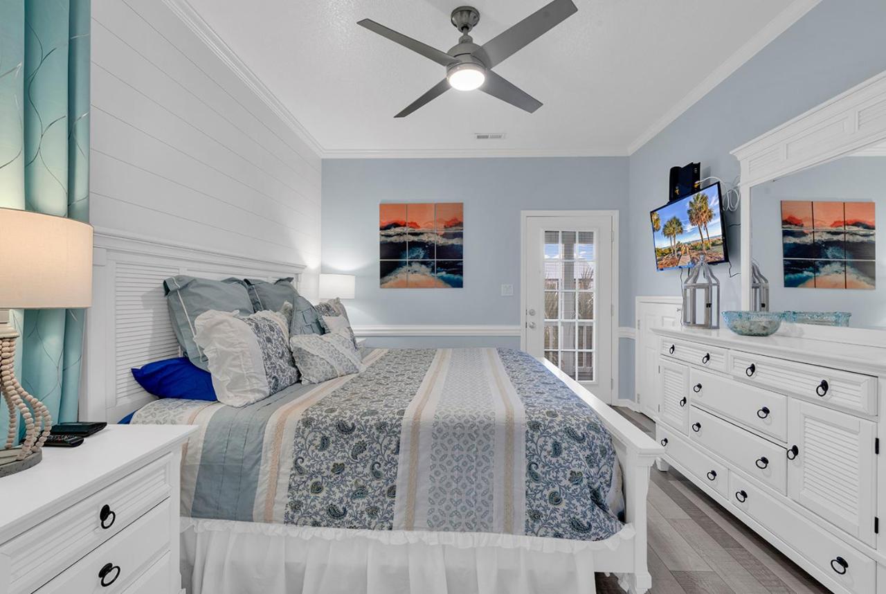 Ocean Lakes Walk to Beach! Waterpark! Arcade! Dogs Welcome! - Chambres d'hôtes Myrtle Beach