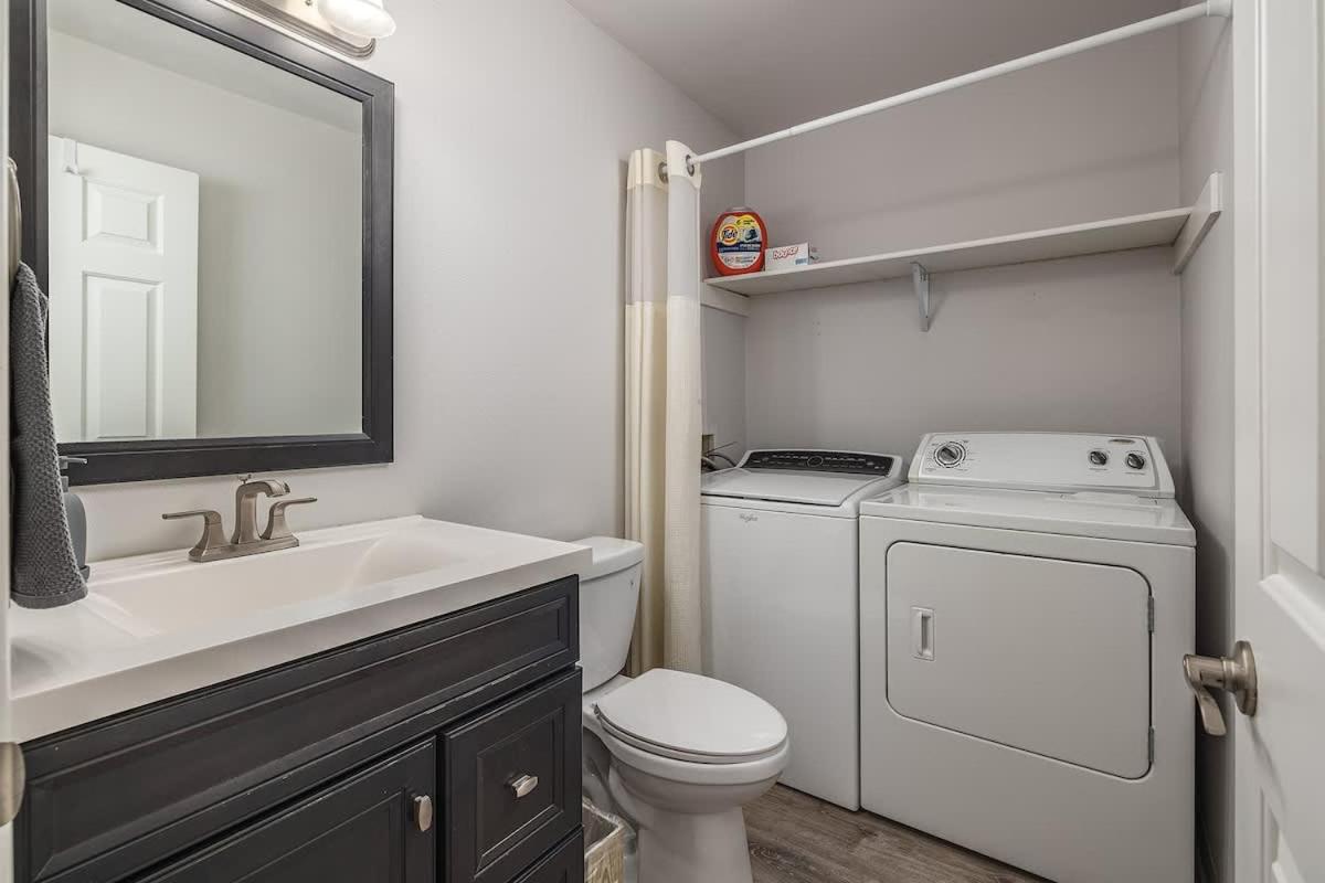 Charming Luxe Home Sleeps 4 - Chambres d'hôtes Anchorage