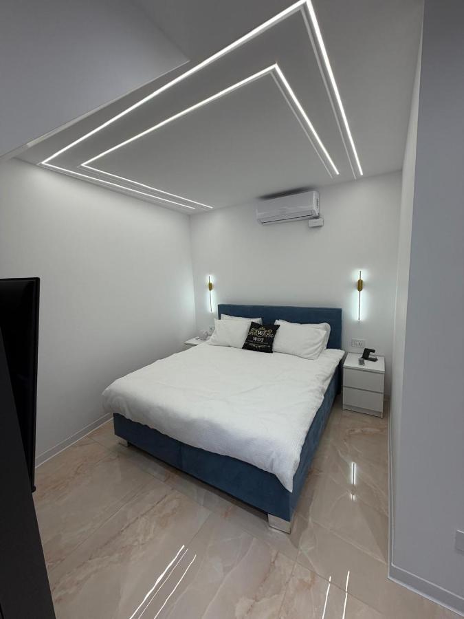 WOT Rose Residence - Ferienwohnung Arad