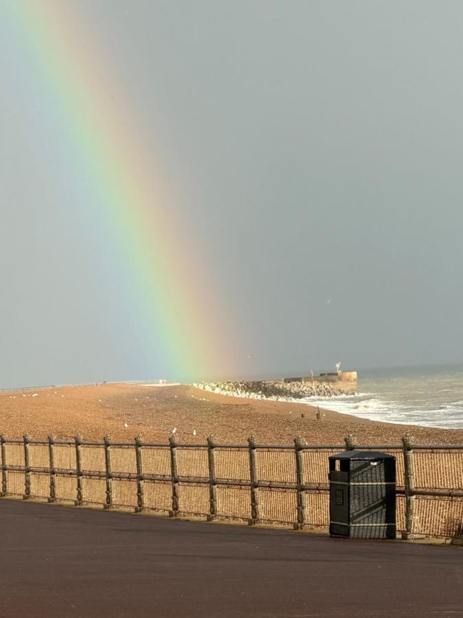 Saxon cottage close to seafront st leonards on sea - B&B Hastings