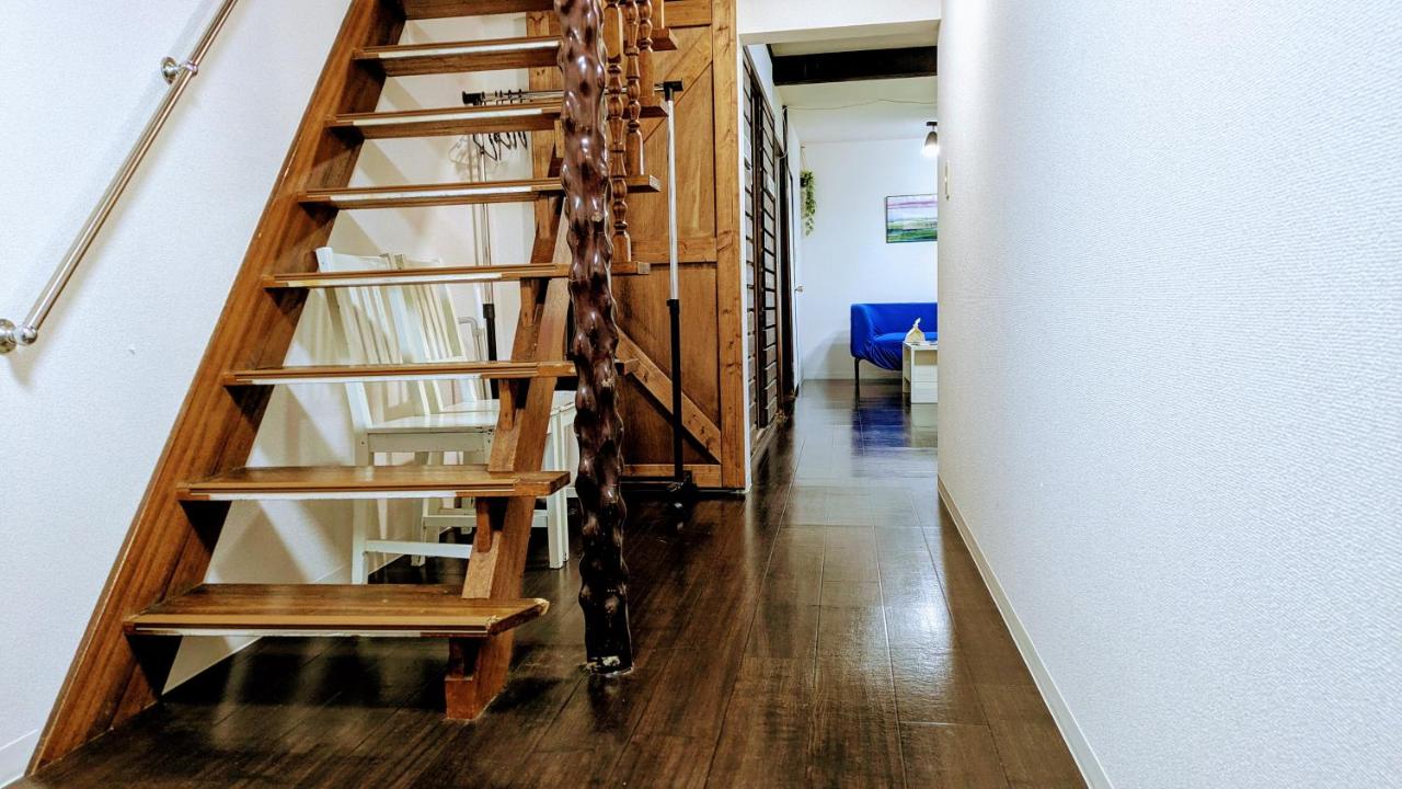 Spacious Traditional Japanese House near Umeda , Entire Home for 8 , Family Friendly - Ferienwohnung Ōsaka