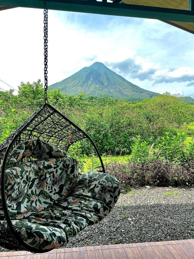 Boutique Villa with Jacuzzi & Stunning Arenal Views Villa Luna 1 - Ferienwohnung La Fortuna