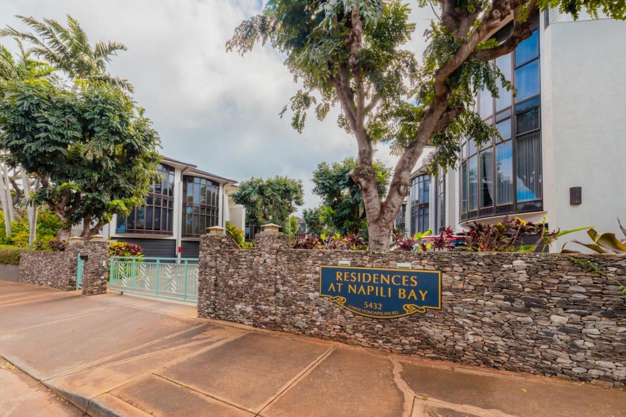 Residences at Napili Bay Ocean View 3 BR Sleeps 8 Steps to Beach Complimentary Car with 6 Nights NPG-C11 by KBM - Chambres d'hôtes Kapalua