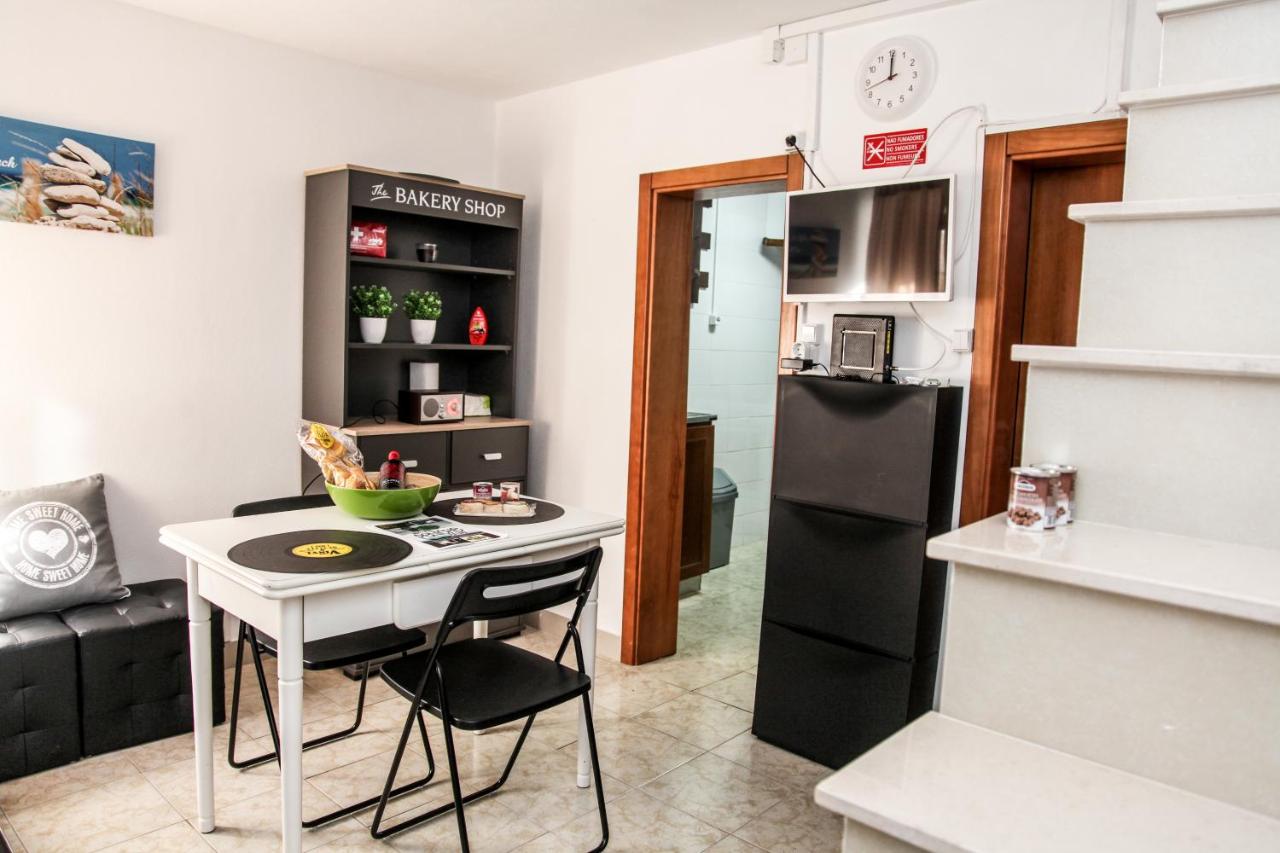 SwordFish Holiday Home - B&B Peniche