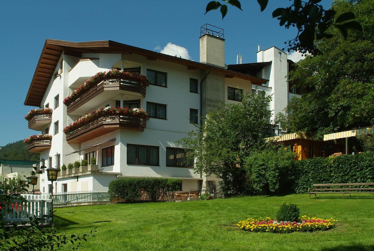 Appartement & Aparthotel Stern - Bed and Breakfast