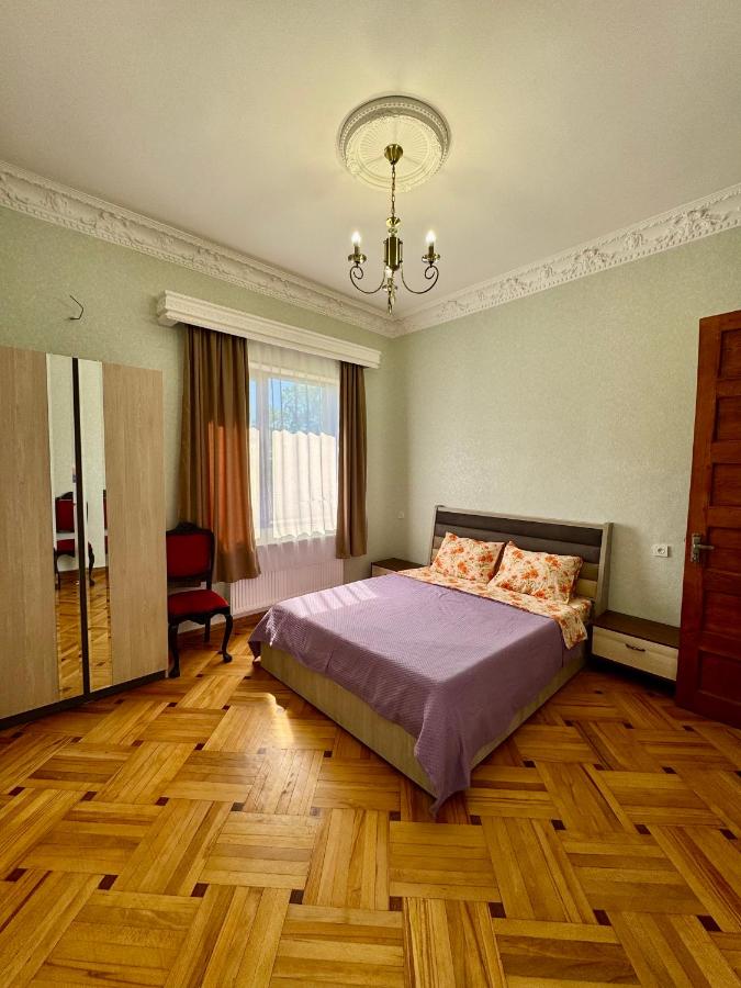 Chambre Double Deluxe (2 Adultes + 1 Enfant)
