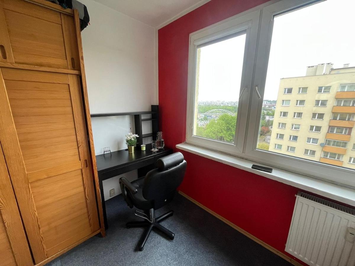 Bright Cozy Room with Great View and free parking - Chambres d'hôtes Cracovie
