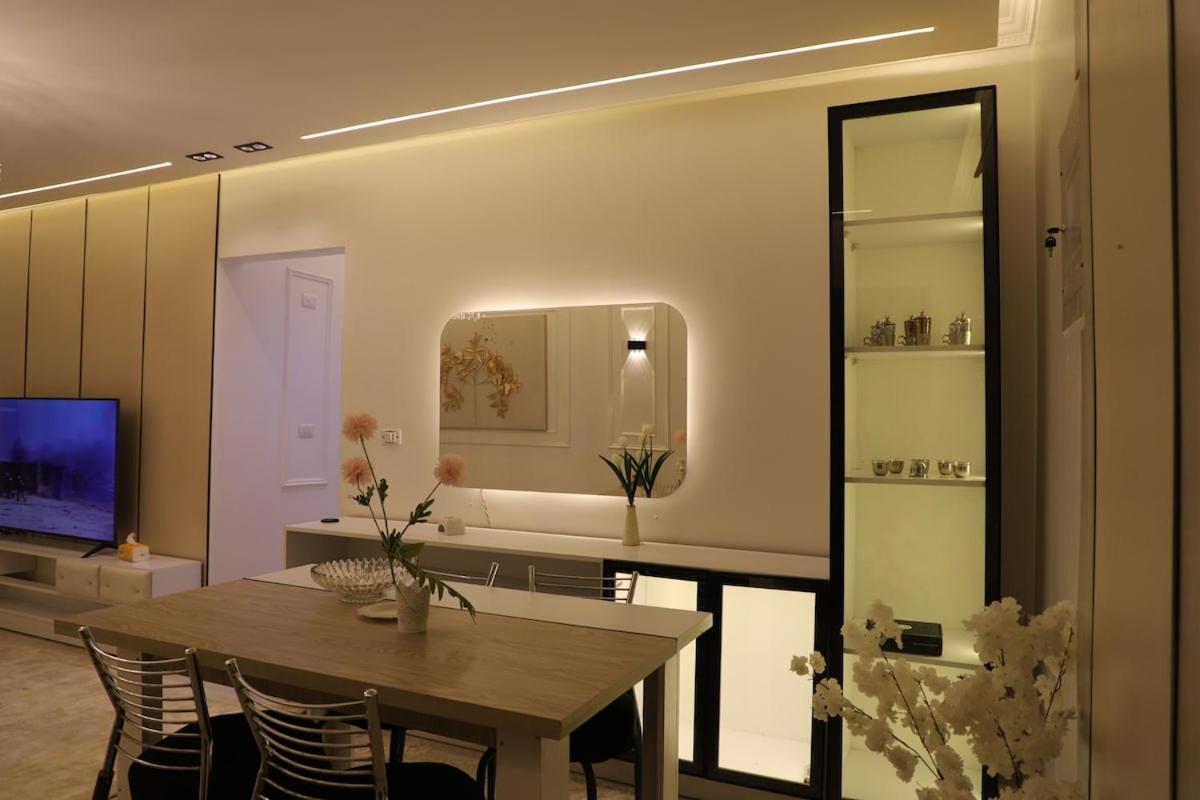 شقه فندقية الساحل الشمالي بالعلمين مكيفه إنترنت مجاني - B&B El Alamein