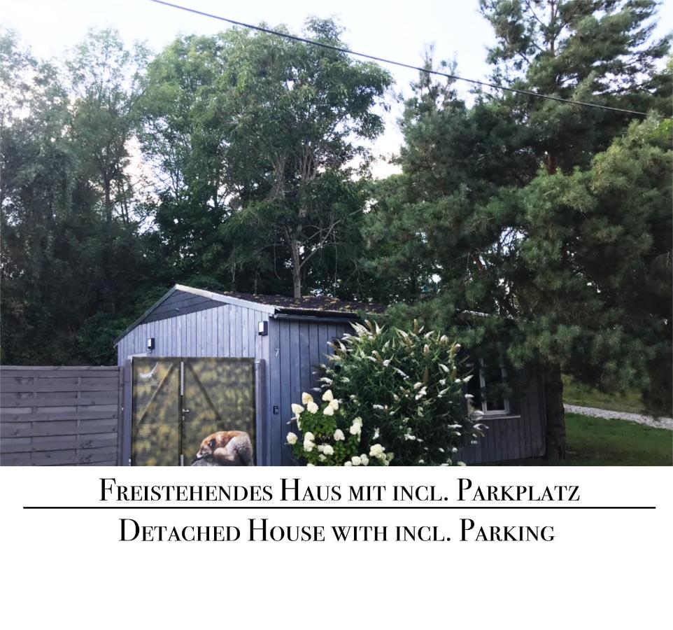 Natur-Ferien-Haus, Klein Rosenburg, Design-Ferienhaus an der Burg, Wallbox, 100Mbit WLAN & Zaun - Chambres d'hôtes Groß Rosenburg