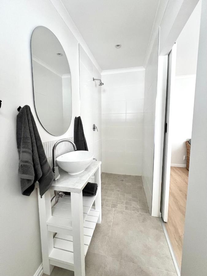 Mountain View Hermanus, One Bedroom - Bed and Breakfast Hermanus