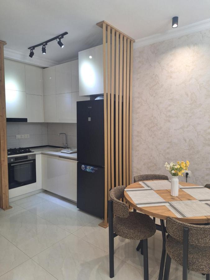 Apartment in Kobuleti, two steps from the sea - B&B Kobuleti