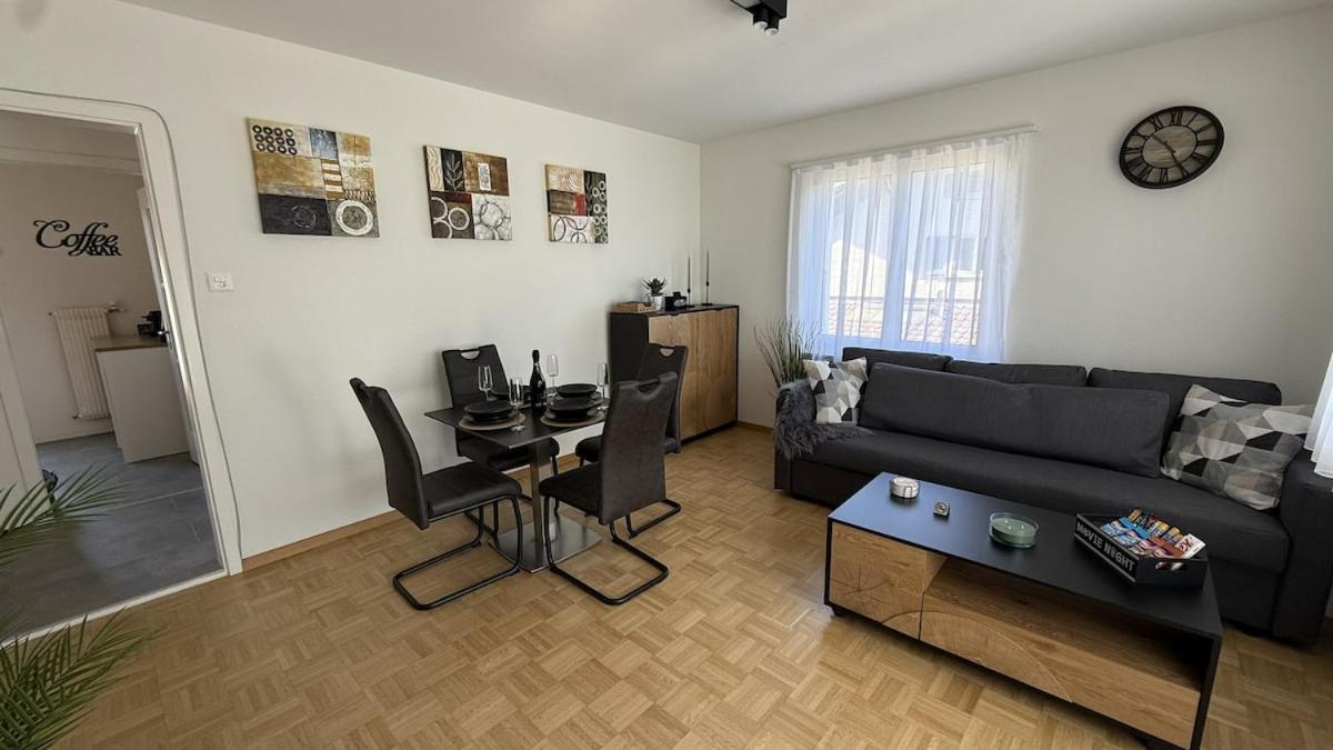 Zentrale und charmante Ferienwohnung in Seenähe - B&B Thun