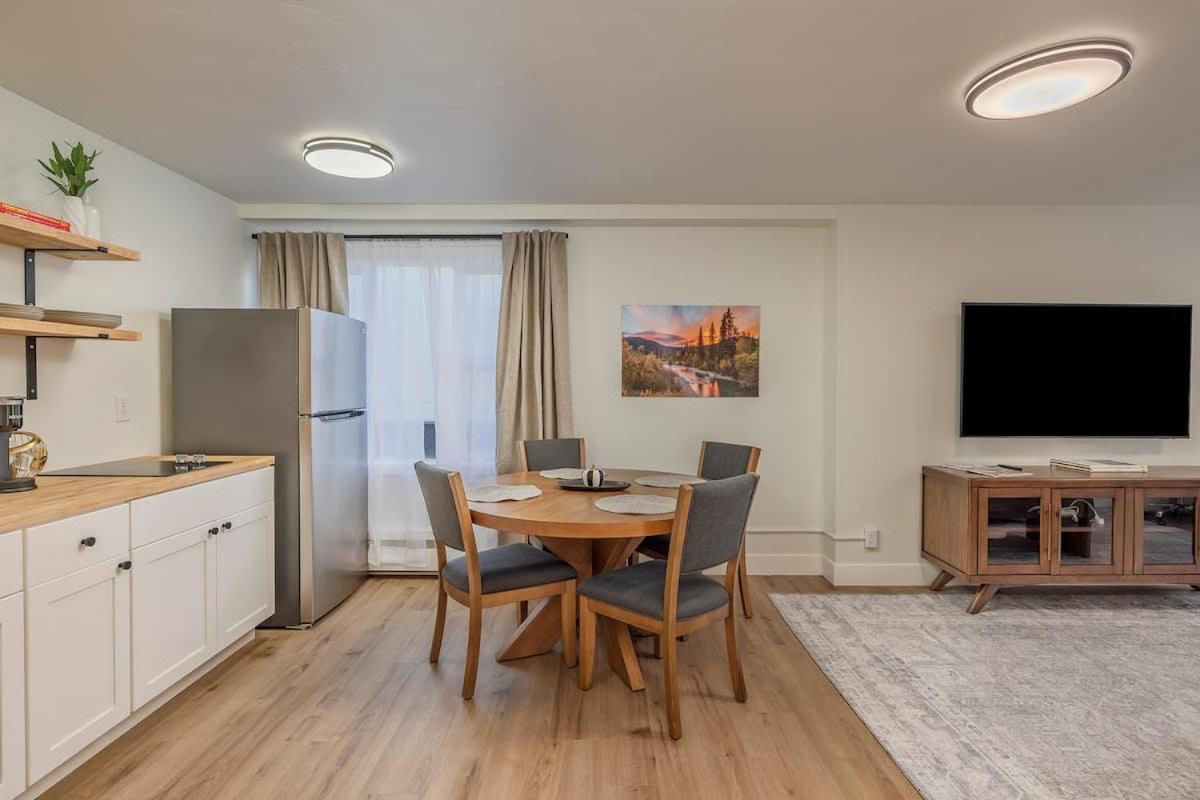 Downtown Coastal View 1 Bedroom - Chambres d'hôtes Anchorage